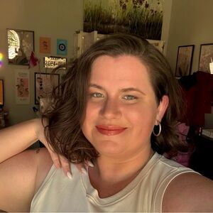 Alexus; Plus Sized Clothing💓✨